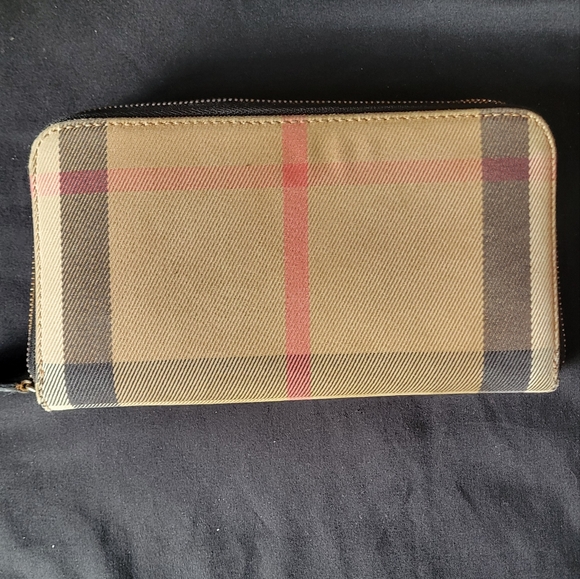 Walet - Picture 2 of 5